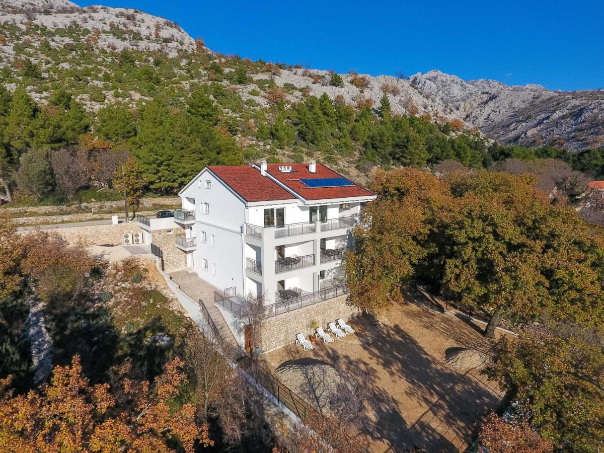Apartmani Villa Paulo Starigrad Paklenica Eksteriør bilde