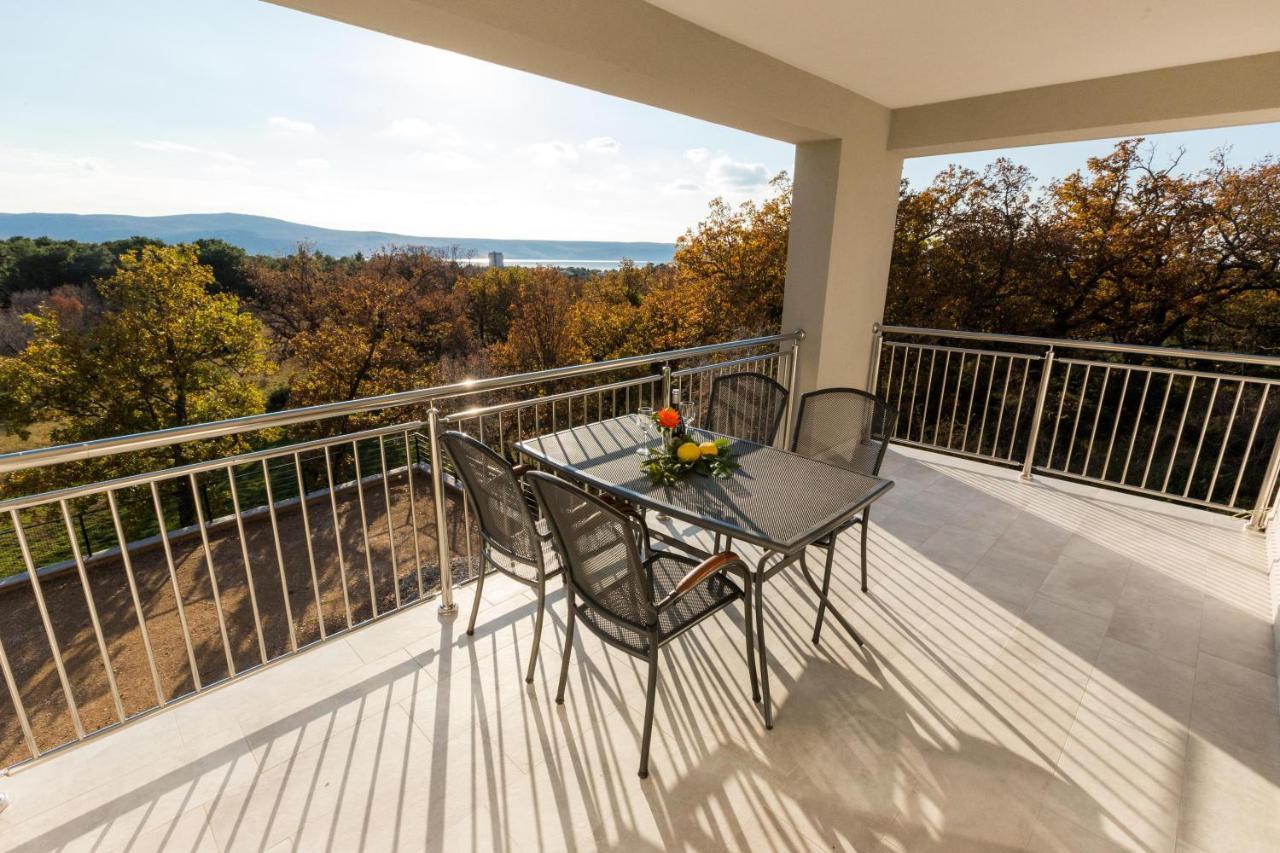 Apartmani Villa Paulo Starigrad Paklenica Eksteriør bilde